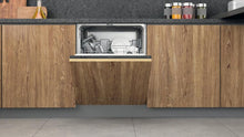 Load image into Gallery viewer, Hotpoint H2IHD526UK Integrated  Dishwasher - 14 Place Settings