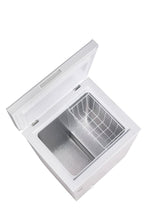 Load image into Gallery viewer, Fridgemaster MCF96E 55cm Chest Freezer - White