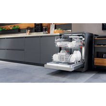 Load image into Gallery viewer, Hotpoint HFC3C26WCX UK Dishwasher - Inox