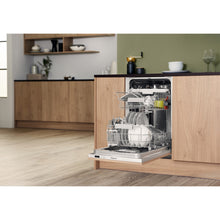 Load image into Gallery viewer, Hotpoint  HSIC3M19CUKN 45cm Slimline Integrated Dishwasher - Stainless Steel
