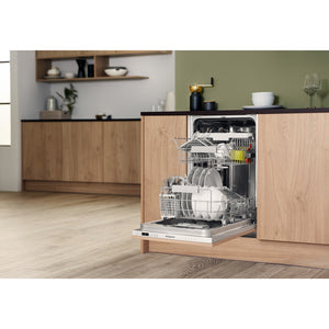 Hotpoint  HSIC3M19CUKN 45cm Slimline Integrated Dishwasher - Stainless Steel