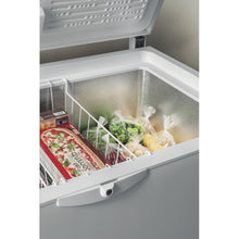 Load image into Gallery viewer, Hotpoint CS2A300HFA 118cm  FrostAway Chest Freezer in White, 312 Litre