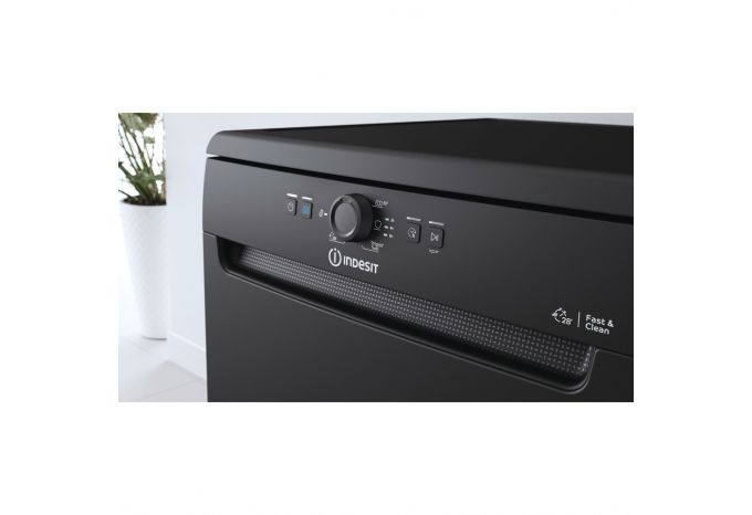 Indesit D2FHK26BUK Push&Go Full Size Freestanding Dishwasher - Black - 14 Place