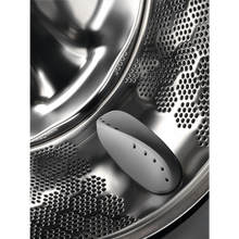 Load image into Gallery viewer, AEG L6FBK141B 10kg 1400 Spin Washing Machine - 5 Year Guarantee

