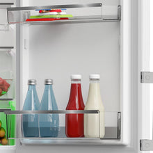 Load image into Gallery viewer, Blomberg KGM4574V Frost Free Fridge Freezer - White - E Energy Rated
