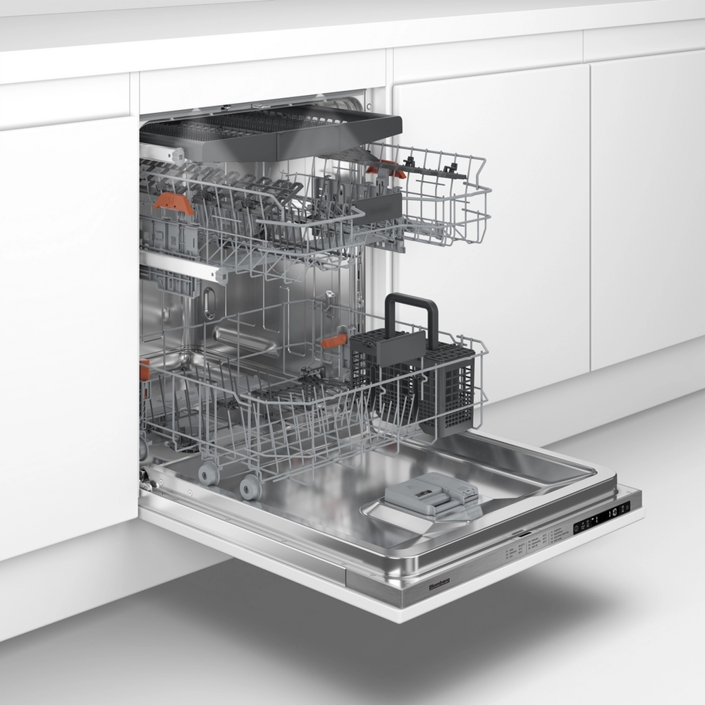 Blomberg LDV52520 Integrated Full Size Dishwasher with Hygiene+ 15 Place Settings