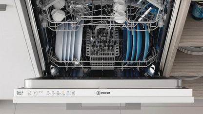 Indesit D2IHL326UK Integrated Full Size 14 Place Dishwasher