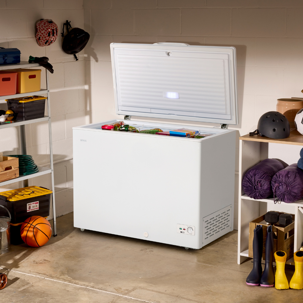 Sensis RFCHT01F300EW 300 litre Chest Freezer - White