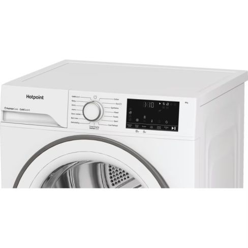 Hotpoint CHSD82MWWUK Freestanding 8kg Heat Pump Tumble Dryer