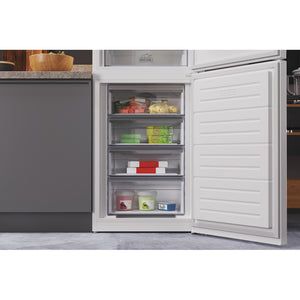 Hotpoint HBTNF60182WUK 60cm 50/50 fridge freezer: frost free