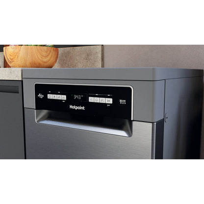 Hotpoint HSFO 3T223 W X UK N Dishwasher - Inox