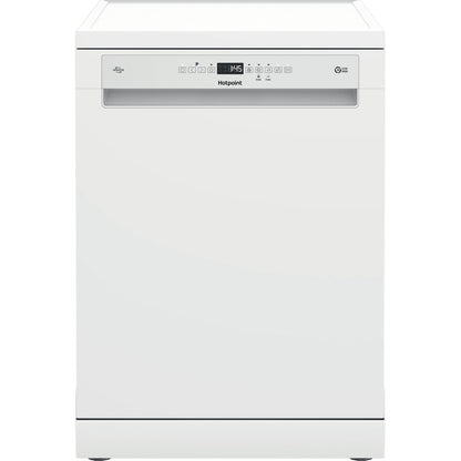 Hotpoint HD7FHP33 dishwasher: full size, white