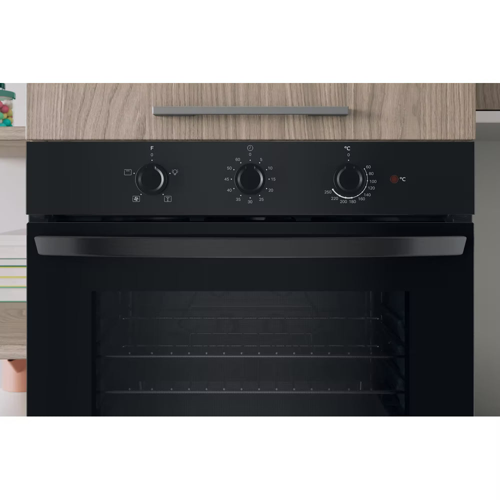 IO232HBUK - Single Static Oven - Eco Cleaning - Static Oven - 71L With 3 Dial With Timer And A Energy In Black