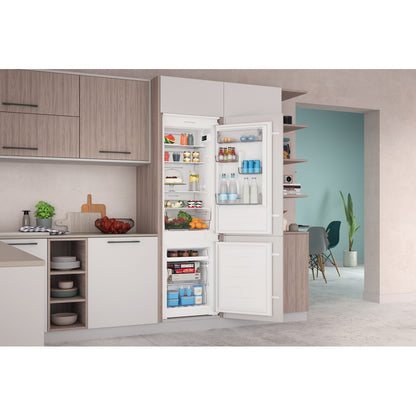 Built in fridge freezer Frost Free - INC18 T112 UK