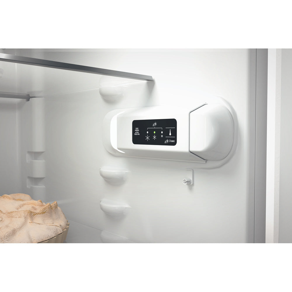 Hotpoint H1NT821EW1 Fridge Freezer - White