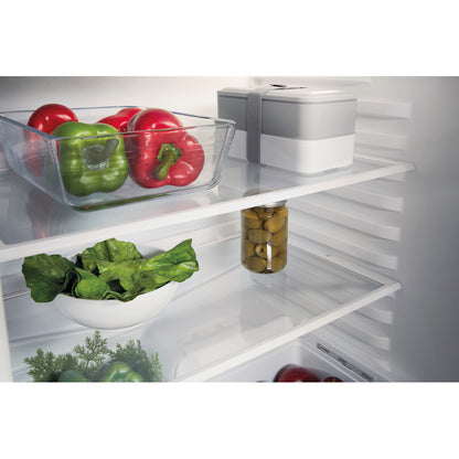 Indesit INBUL011 Built Under Larder Fridge