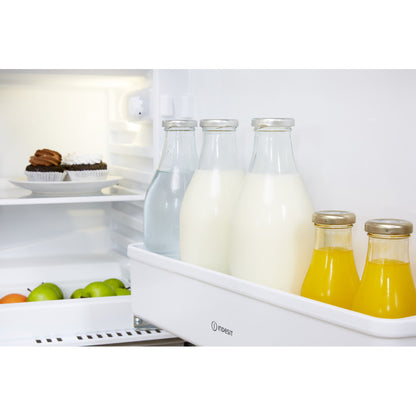 Indesit INBUL011 Built Under Larder Fridge