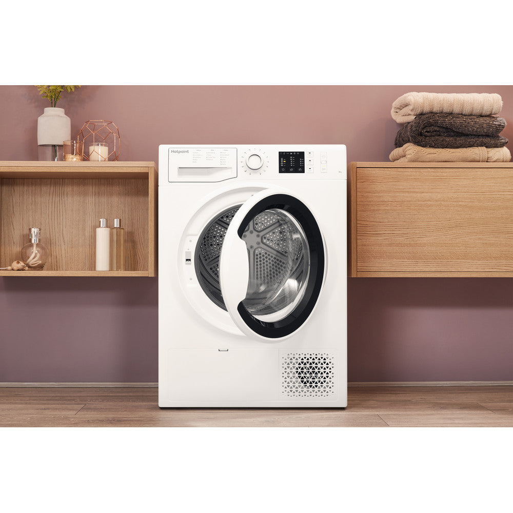 Hotpoint NTM1081WK 8Kg Heat Pump A+ Tumble Dryer