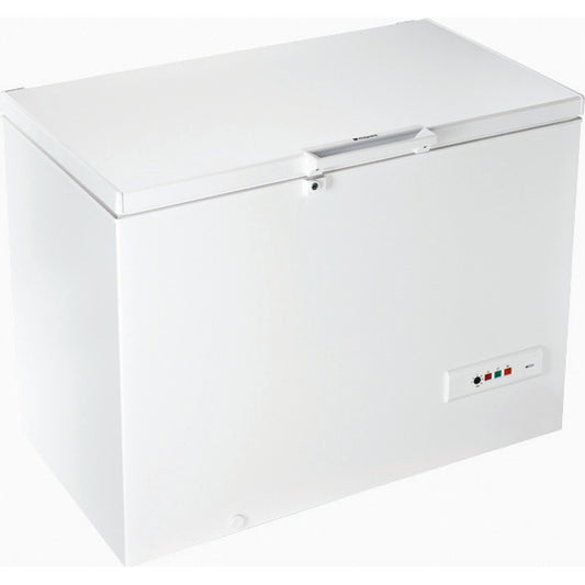 Hotpoint CS2A300HFA 118cm  FrostAway Chest Freezer in White, 312 Litre