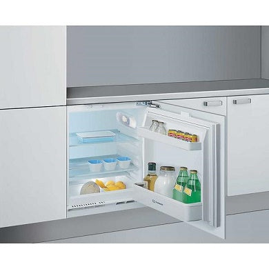 Indesit INBUL011 Built Under Larder Fridge