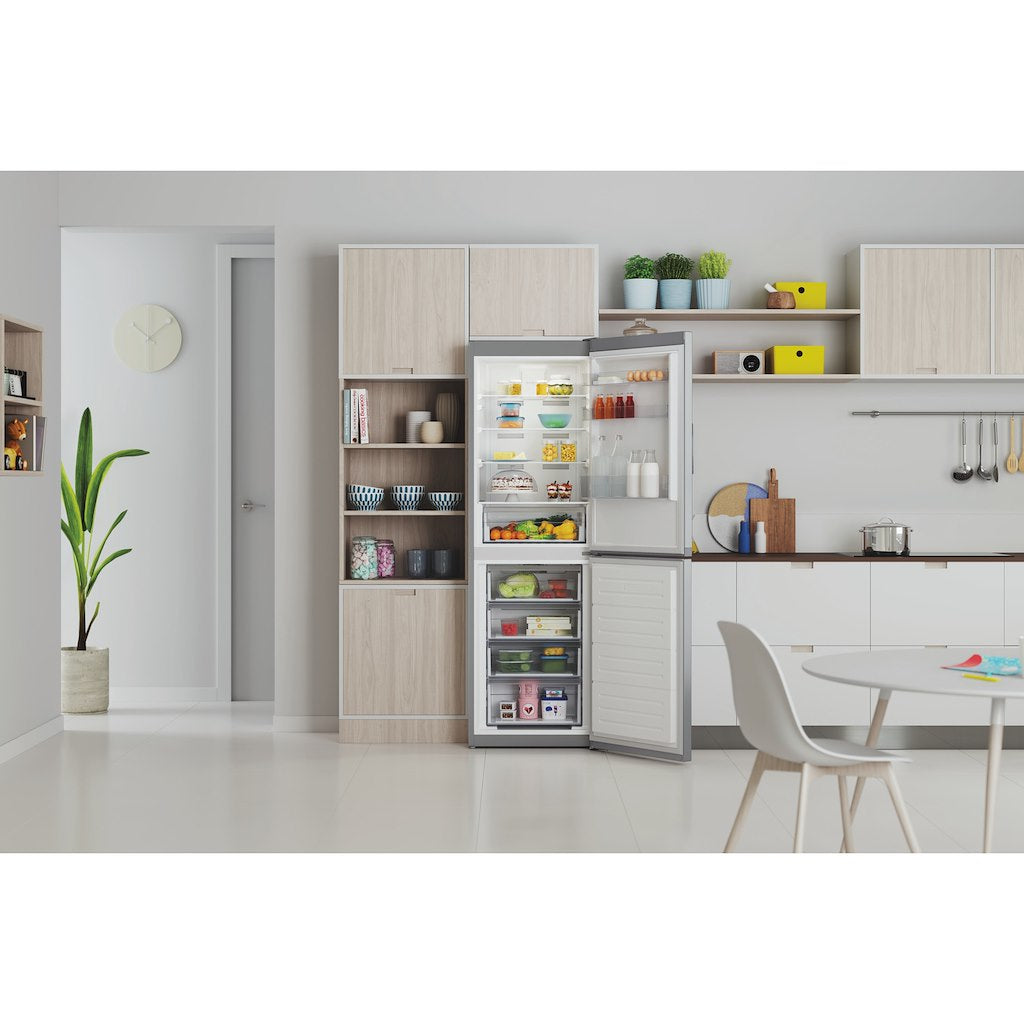 Indesit INFC850TI1S1 60cm Frost Free Fridge Freezer Silver 1.86m F Rated